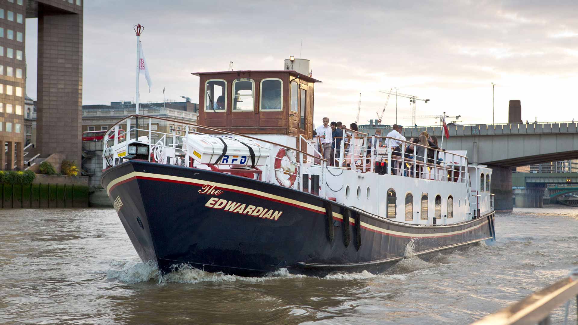 Thames Boat Hire Thames Luxury Charters Corporate Events and Private Party boats on London's