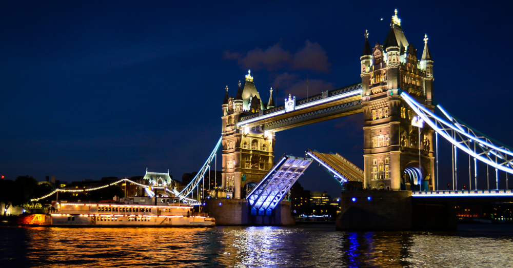 thames luxury charters dixie queen tower bridge social