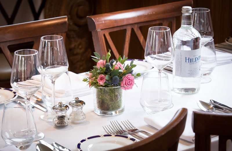 edwardian table layout