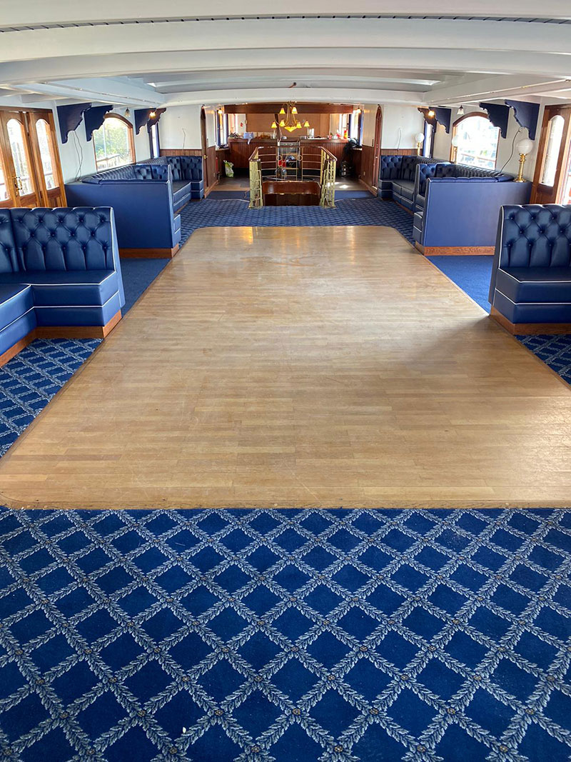 new elizabethan internal 4